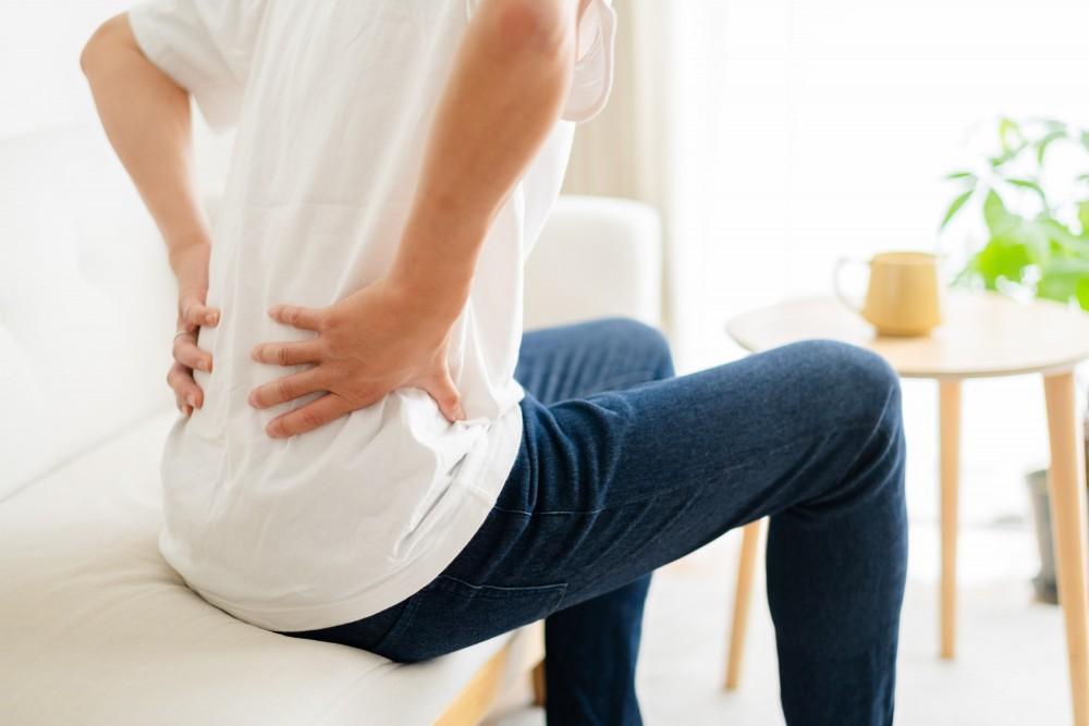 What to Do for Sciatica Pain: Top Spinal Surgeon Guide?