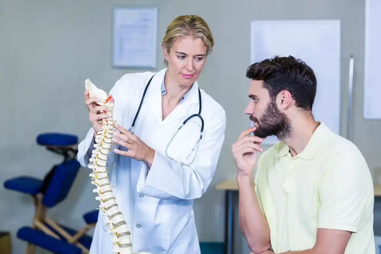 Treatment Options of Spinal Tumors